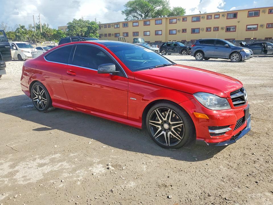 Продаж на аукціоні авто 2014 Mercedes-benz C, vin: WDDGJ4HB9EG265805, номер лоту: 46099206