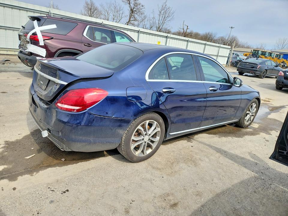 46129806 :رقم المزاد ، 55SWF4JB8GU161500 vin ، 2016 Mercedes-benz C مزاد بيع