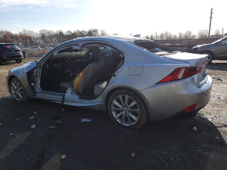 2015 Lexus Is 250 მანქანა იყიდება აუქციონზე, vin: JTHCF1D22F5028406, აუქციონის ნომერი: 45731236