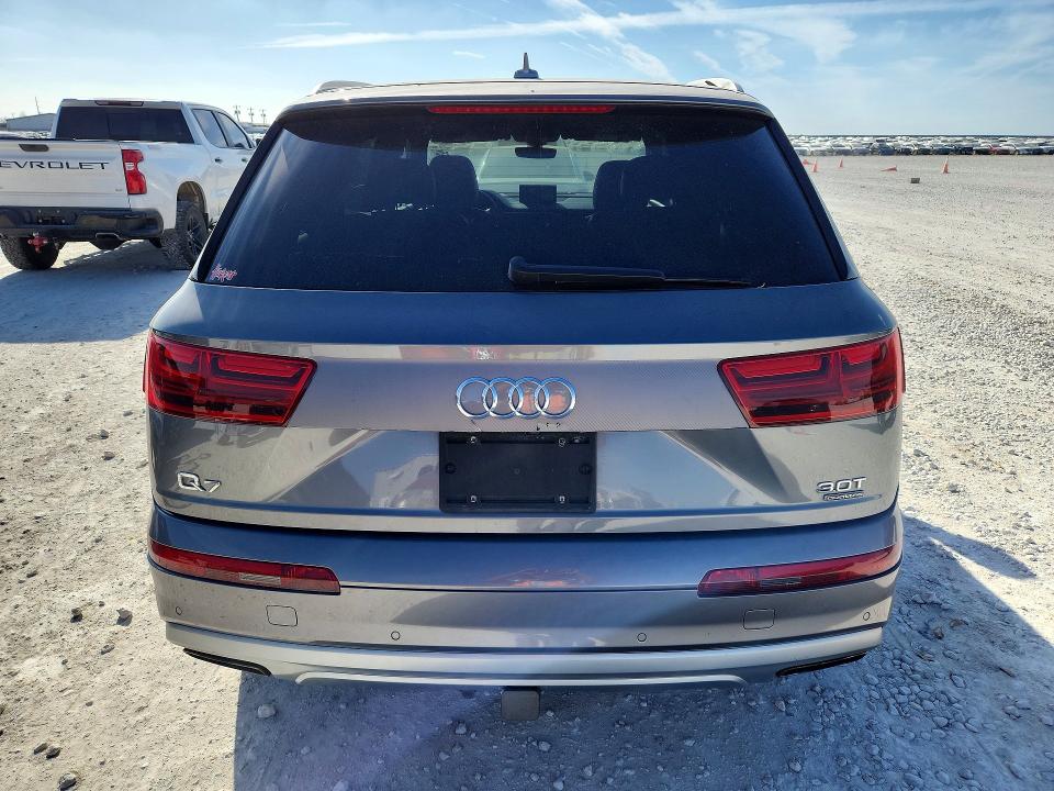 2018 Audi Q7 მანქანა იყიდება აუქციონზე, vin: WA1VAAF71JD013051, აუქციონის ნომერი: 79633555