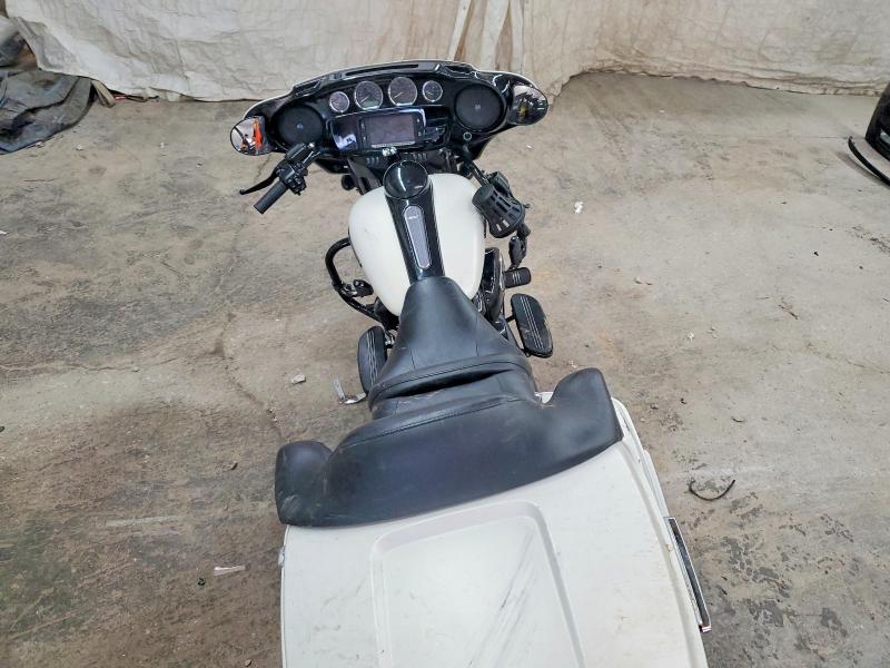 2018 Harley-davidson Flhxs მანქანა იყიდება აუქციონზე, vin: 1HD1KRC16JB682250, აუქციონის ნომერი: 45506186