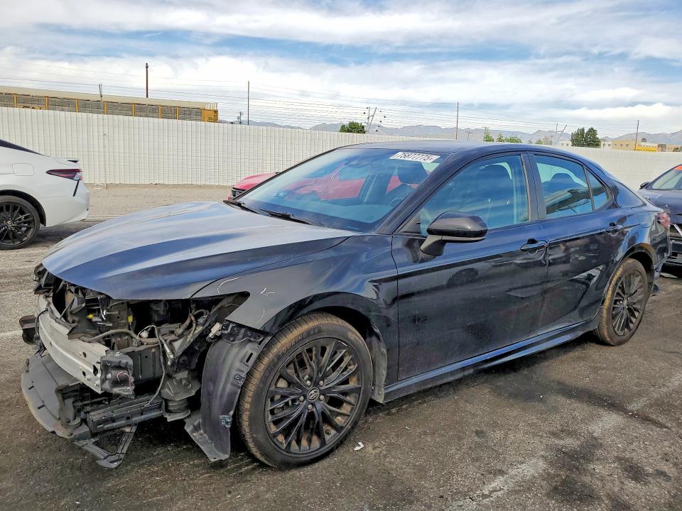 Продажа на аукционе авто 2019 Toyota Camry, vin: 4T1B11HK2KU236822, номер лота: 75877775
