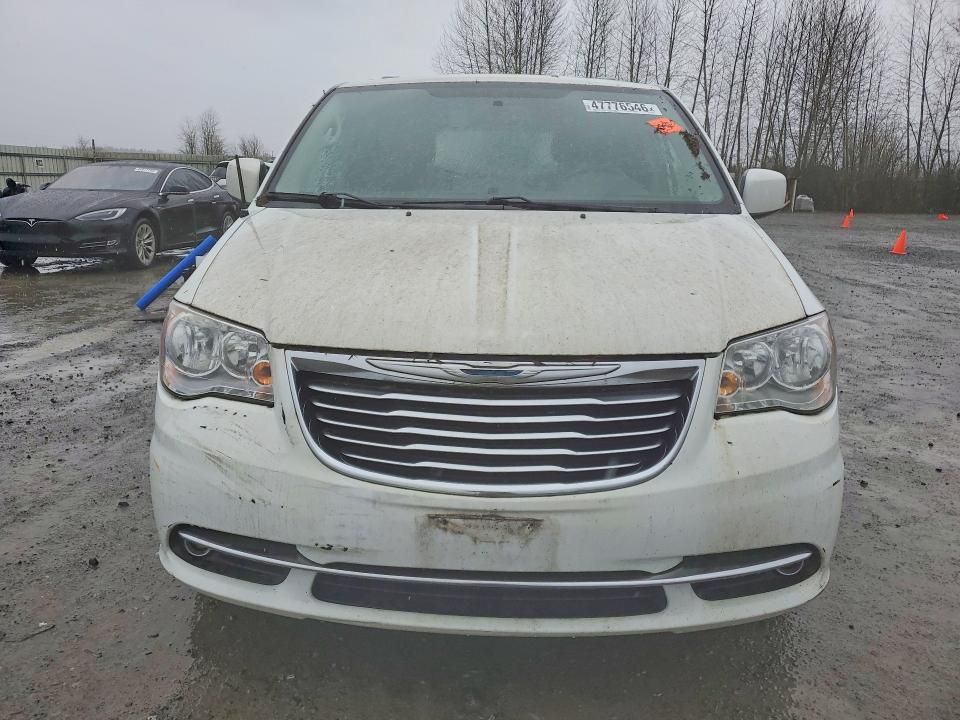 2015 Chrysler Town & Country მანქანა იყიდება აუქციონზე, vin: 2C4RC1BG0FR571047, აუქციონის ნომერი: 47776546