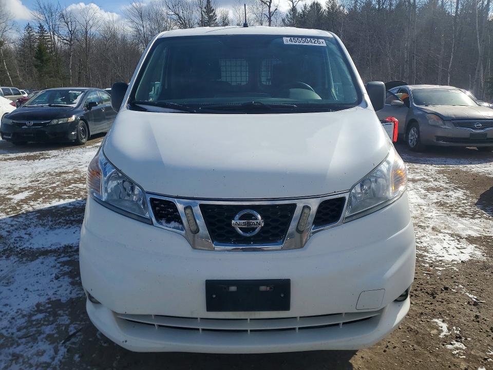 45550426 :رقم المزاد ، 3N6CM0KN6FK697599 vin ، 2015 Nissan Nv200 مزاد بيع