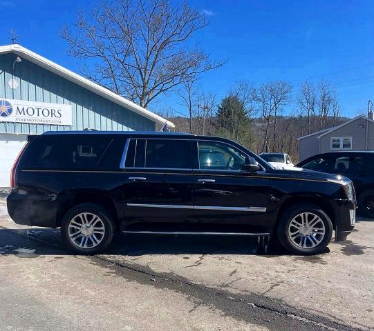 Продажа на аукционе авто 2018 Cadillac Escalade, vin: 1GYS4GKJ0JR215185, номер лота: 47474966