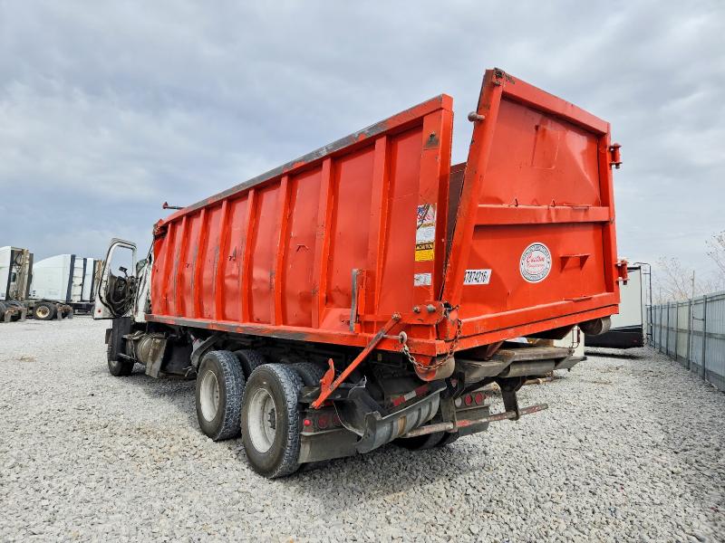 46778676 :رقم المزاد ، 1FVHG3DV8KHKS7189 vin ، 2019 Freigliner 114sd مزاد بيع