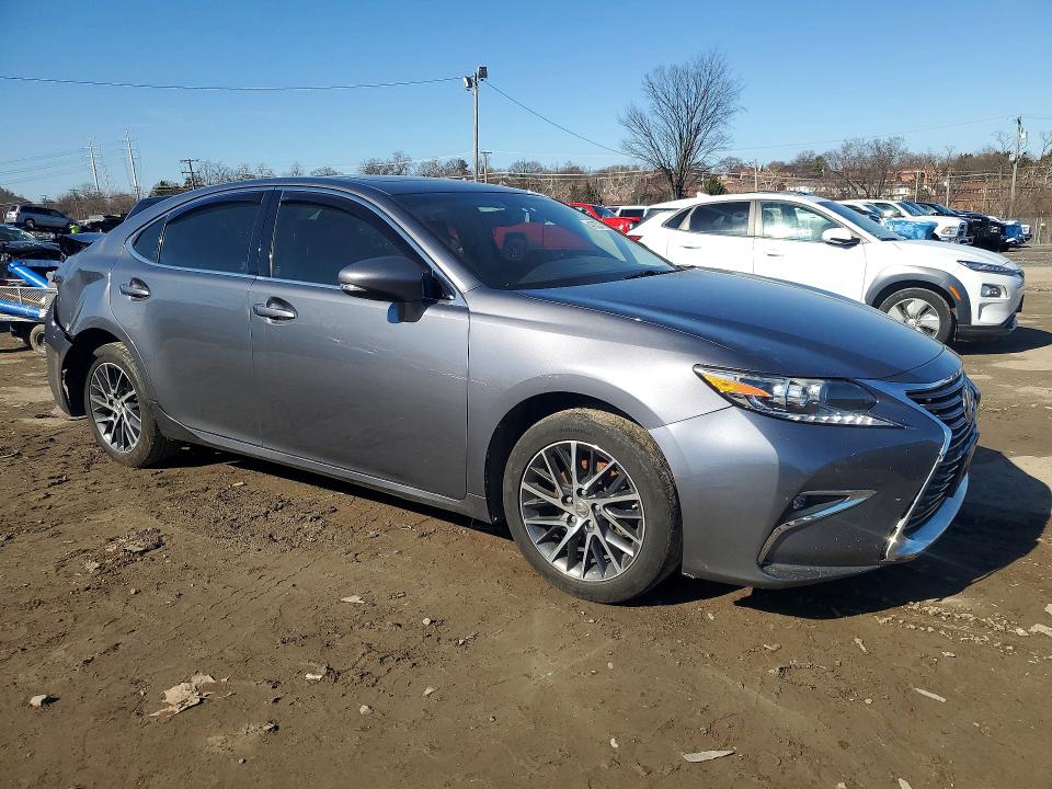 41737106 :رقم المزاد ، JTHBK1GG0G2219422 vin ، 2016 Lexus Es مزاد بيع