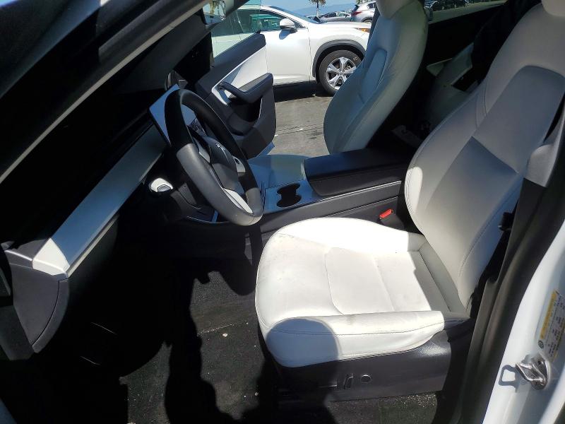 41962066 :رقم المزاد ، 5YJYGDEE3MF090942 vin ، 2021 Tesla Model Y مزاد بيع
