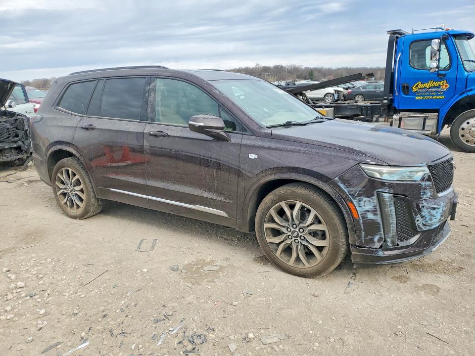 47826596 :رقم المزاد ، 1GYKPHRS0MZ165937 vin ، 2021 Cadillac Xt6 مزاد بيع