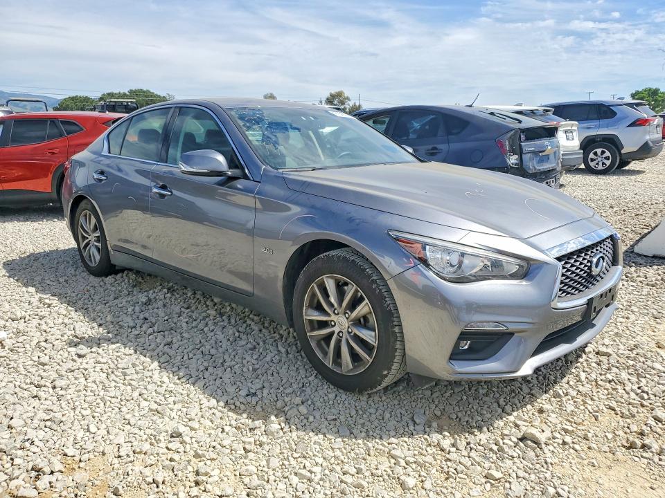 47608246 :رقم المزاد ، JN1CV7AP2JM400013 vin ، 2018 Infiniti Q50 مزاد بيع