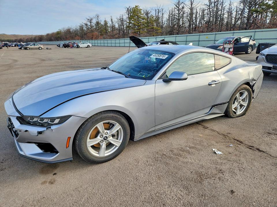 Продажа на аукционе авто 2024 Ford Mustang, vin: 1FA6P8TH3R5110164, номер лота: 46350616