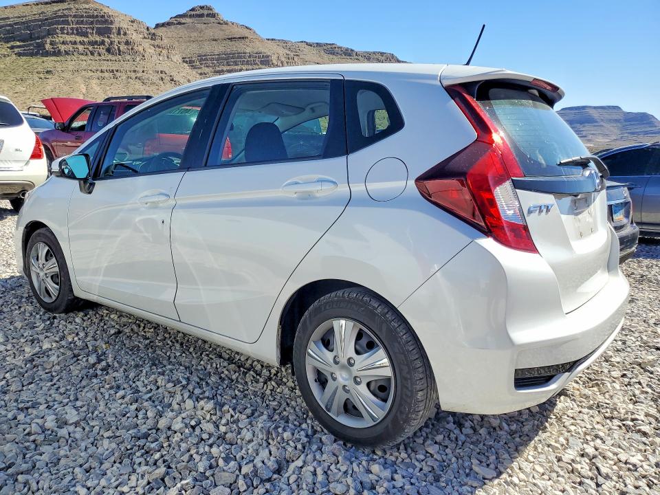 45713416 :رقم المزاد ، 3HGGK5H48LM715883 vin ، 2020 Honda Fit مزاد بيع
