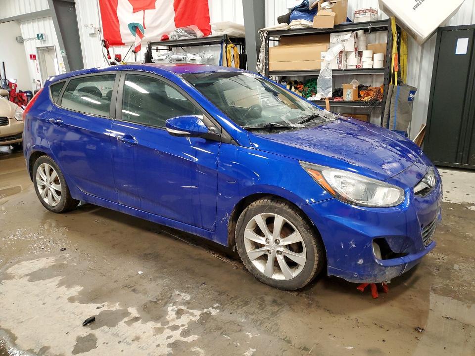 79799015 :رقم المزاد ، KMHCU5AE7DU122227 vin ، 2013 Hyundai Accent مزاد بيع