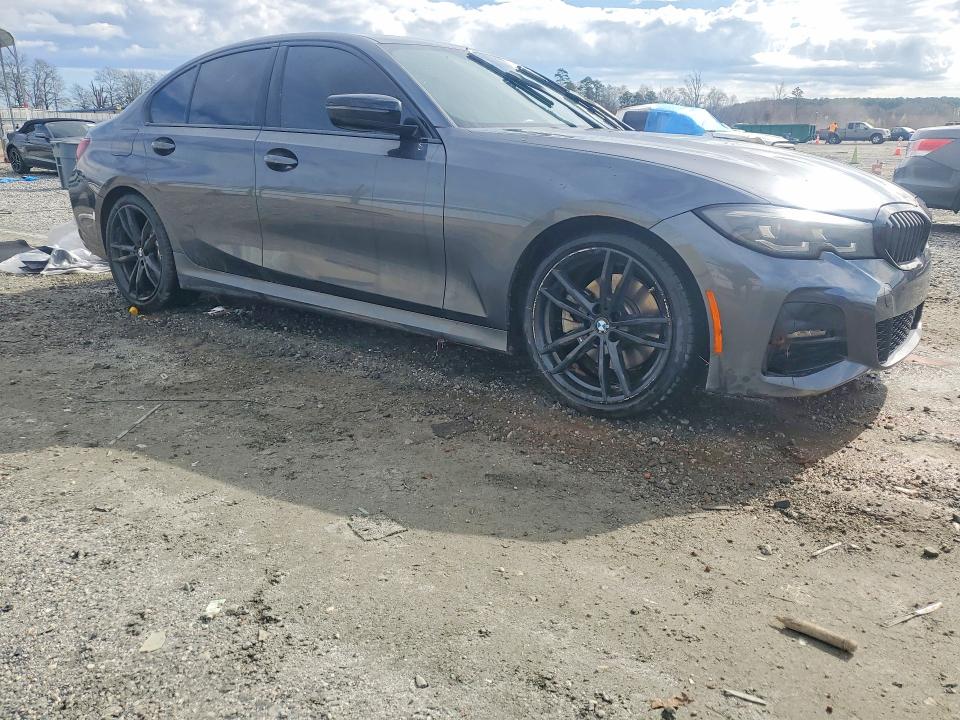 45602296 :رقم المزاد ، 3MW5R1J04N8C26410 vin ، 2022 Bmw 330i مزاد بيع