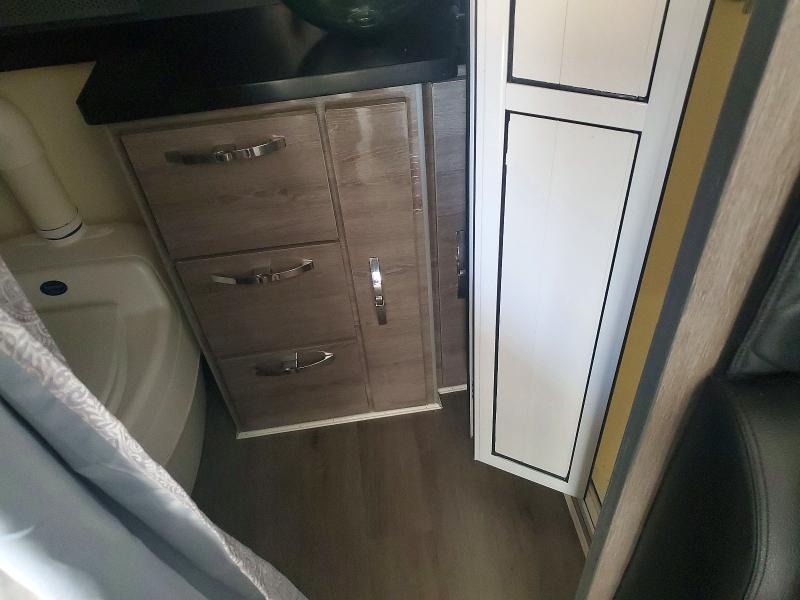 Продаж на аукціоні авто 2017 Blackeries Camper, vin: 4B9B1AB19HA165073, номер лоту: 47301756