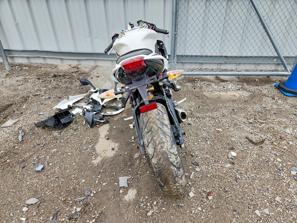 Aukcja sprzedaży 2017 Triumph Motorcycle Daytona 675r, vin: SMTA02YK4HJ785927, numer aukcji: 46079686