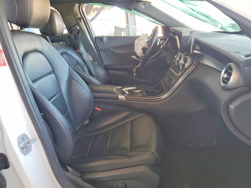 46960146 :رقم المزاد ، 55SWF4JB0FU090419 vin ، 2015 Mercedes-benz C مزاد بيع