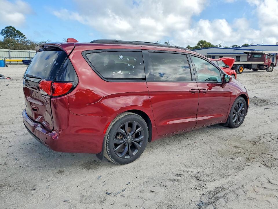 2019 Chrysler Pacifica მანქანა იყიდება აუქციონზე, vin: 2C4RC1FG1KR733062, აუქციონის ნომერი: 79012455
