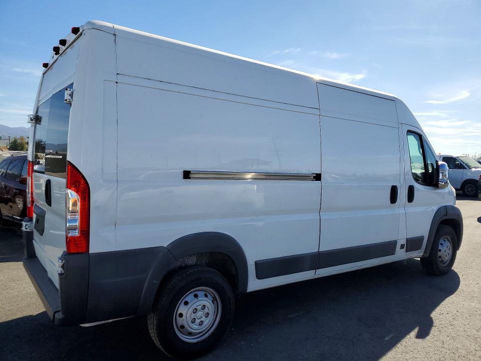 45999196 :رقم المزاد ، 3C6TRVDG7HE548479 vin ، 2017 Ram Promaster 2500 مزاد بيع