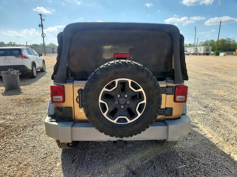 Auction sale of the 2015 Jeep Wrangler Unlimited, vin: 1C4BJWDG3FL654496, lot number: 79771815