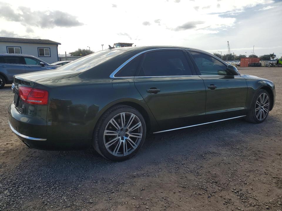 48176086 :رقم المزاد ، WAURVAFDXCN014243 vin ، 2012 Audi A8 مزاد بيع