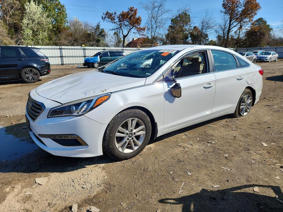 2015 Hyundai Sonata მანქანა იყიდება აუქციონზე, vin: 5NPE24AA6FH139530, აუქციონის ნომერი: 45919616