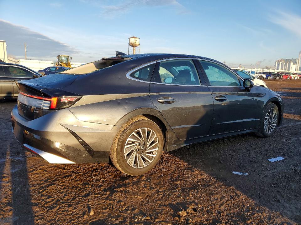 2025 Hyundai Sonata Hybrid მანქანა იყიდება აუქციონზე, vin: KMHL34JJ9SA124764, აუქციონის ნომერი: 46341806