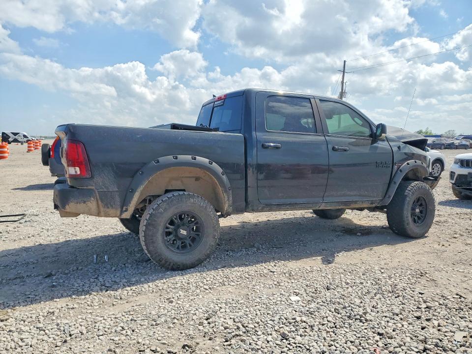 47249186 :رقم المزاد ، 1C6RR7YT3JS190698 vin ، 2018 Ram 1500 مزاد بيع