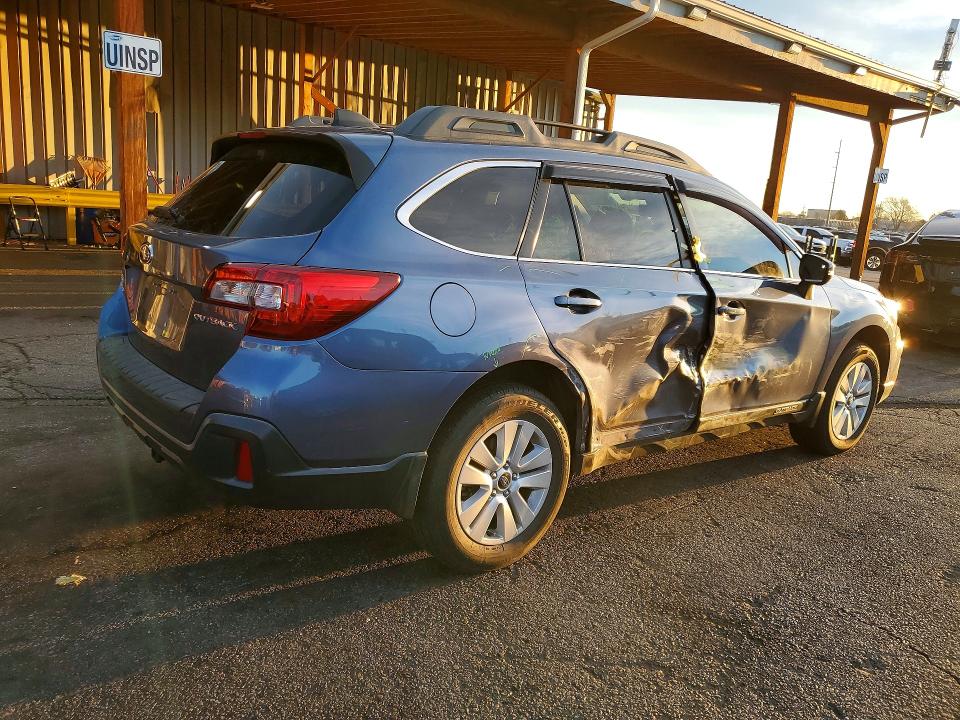 41914676 :رقم المزاد ، 4S4BSAFC4J3326082 vin ، 2018 Subaru Outback مزاد بيع