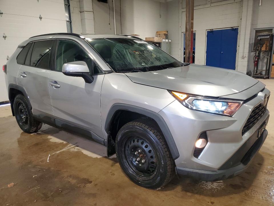 47622486 :رقم المزاد ، 2T3R1RFV7KW038674 vin ، 2019 Toyota Rav4 مزاد بيع