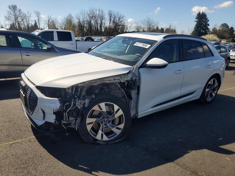 Aukcja sprzedaży 2022 Audi E-tron, vin: WA1AAAGE2NB043236, numer aukcji: 47777686