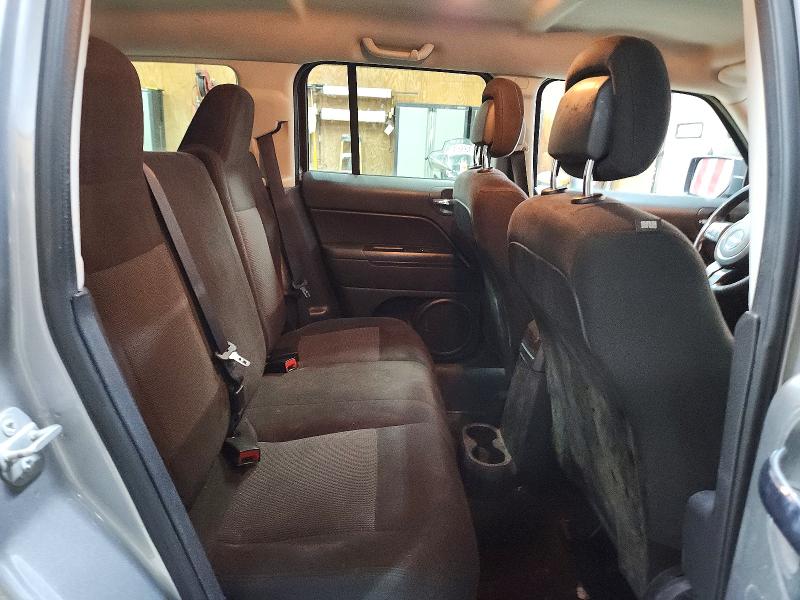 47731926 :رقم المزاد ، 1C4NJRFB5GD542049 vin ، 2016 Jeep Patriot مزاد بيع