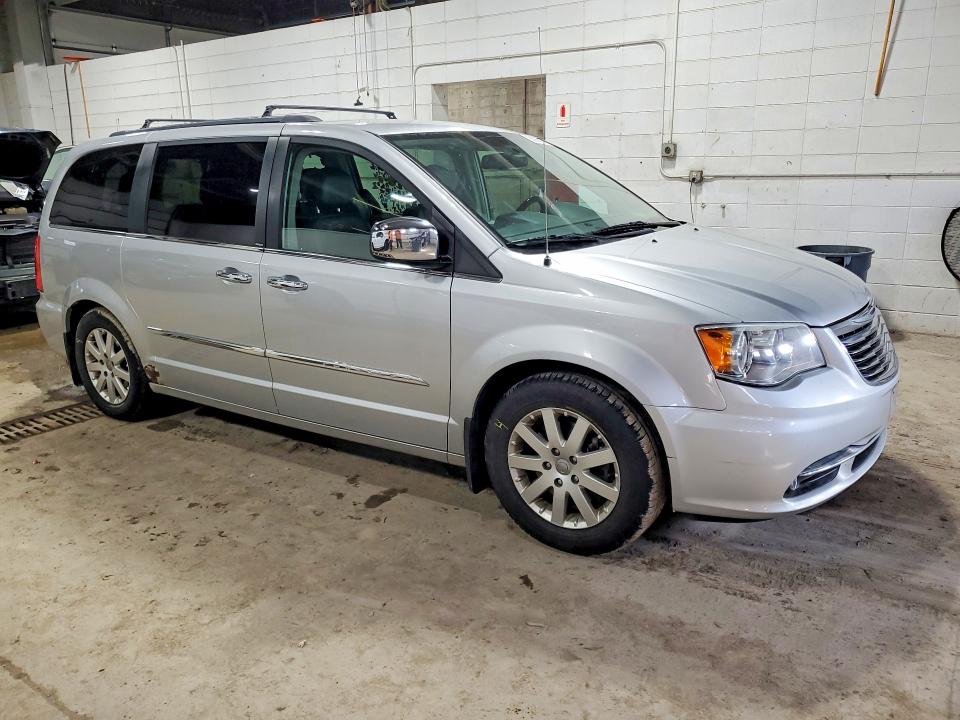 79068435 :رقم المزاد ، 2C4RC1CG7CR425268 vin ، 2012 Chrysler Town & Country مزاد بيع
