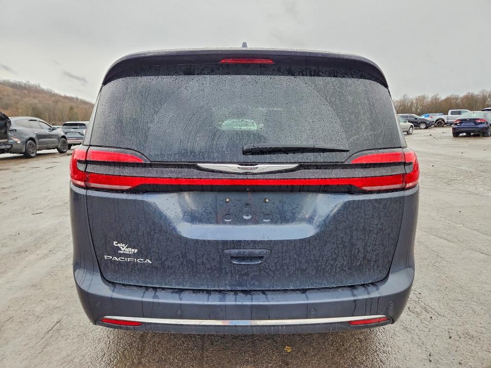 Продажа на аукционе авто 2021 Chrysler Pacifica, vin: 2C4RC1BGXMR598172, номер лота: 45930466