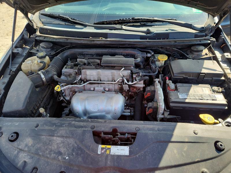 45827826 :رقم المزاد ، 1C3CCCAB9FN743777 vin ، 2015 Chrysler 200 مزاد بيع