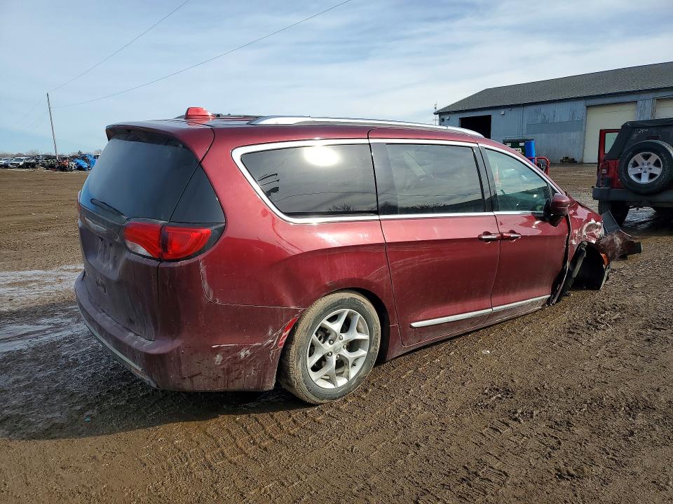 79316235 :رقم المزاد ، 2C4RC1EG8HR679429 vin ، 2017 Chrysler Pacifica مزاد بيع