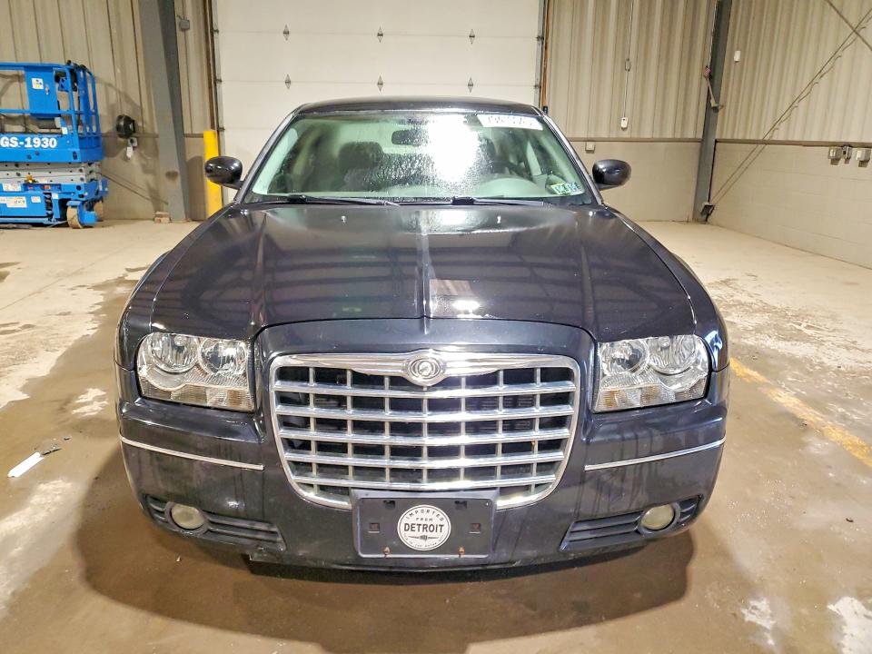 2008 Chrysler 300 მანქანა იყიდება აუქციონზე, vin: 2C3LA53GX8H257680, აუქციონის ნომერი: 79410045