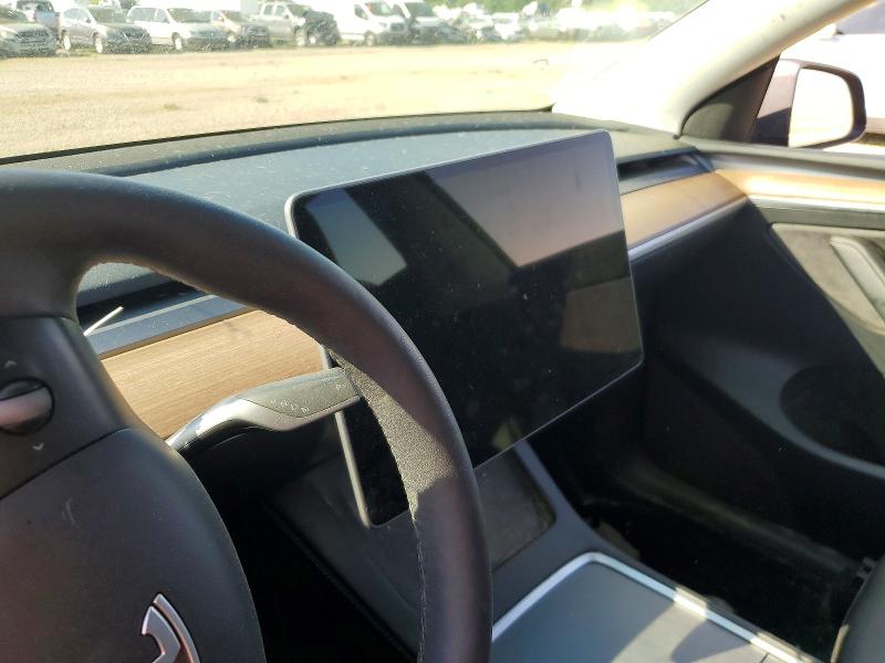 46533356 :رقم المزاد ، 7SAYGDEE9NF574991 vin ، 2022 Tesla Model Y مزاد بيع