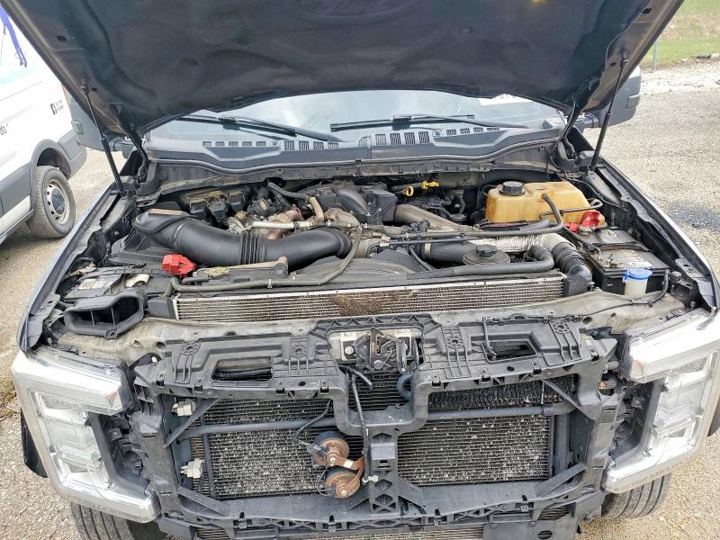 47675846 :رقم المزاد ، 1FT8W4DTXHEE94329 vin ، 2017 Ford F450 مزاد بيع