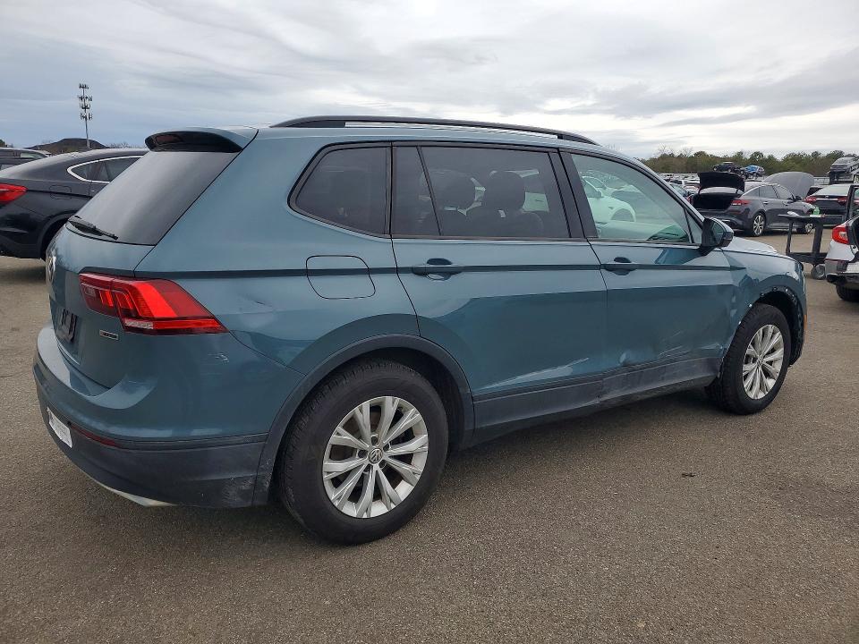 47430846 :رقم المزاد ، 3VV0B7AXXKM117696 vin ، 2019 Volkswagen Tiguan مزاد بيع