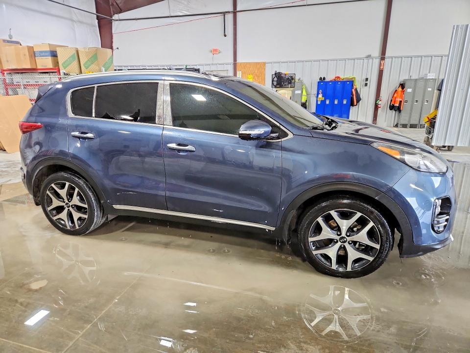 79722625 :رقم المزاد ، KNDPR3A63H7176889 vin ، 2017 Kia Sportage مزاد بيع