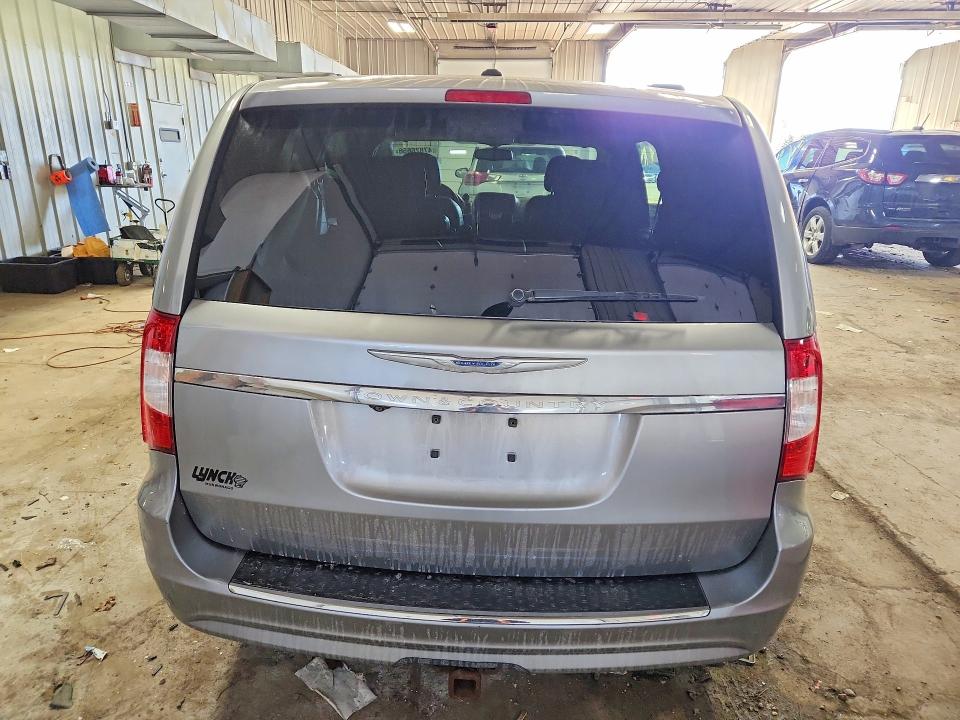 47826656 :رقم المزاد ، 2C4RC1BG6GR148880 vin ، 2016 Chrysler Town & Country مزاد بيع