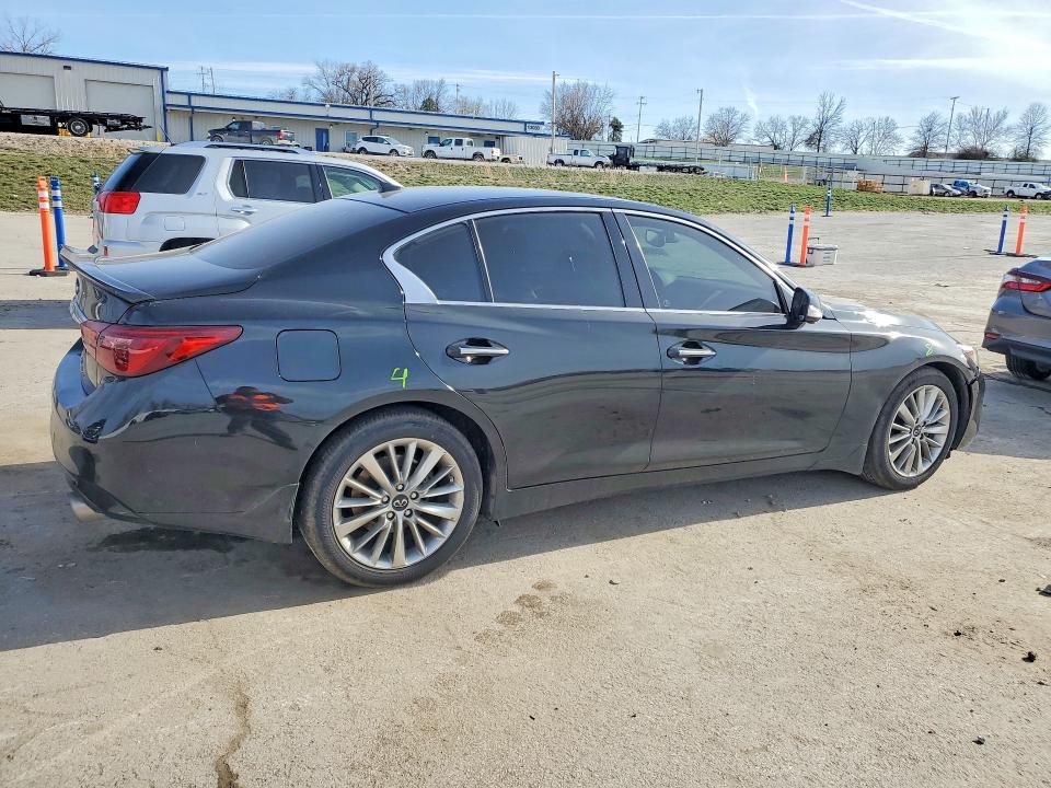 45964936 :رقم المزاد ، JN1EV7BR8MM750498 vin ، 2021 Infiniti Q50 مزاد بيع