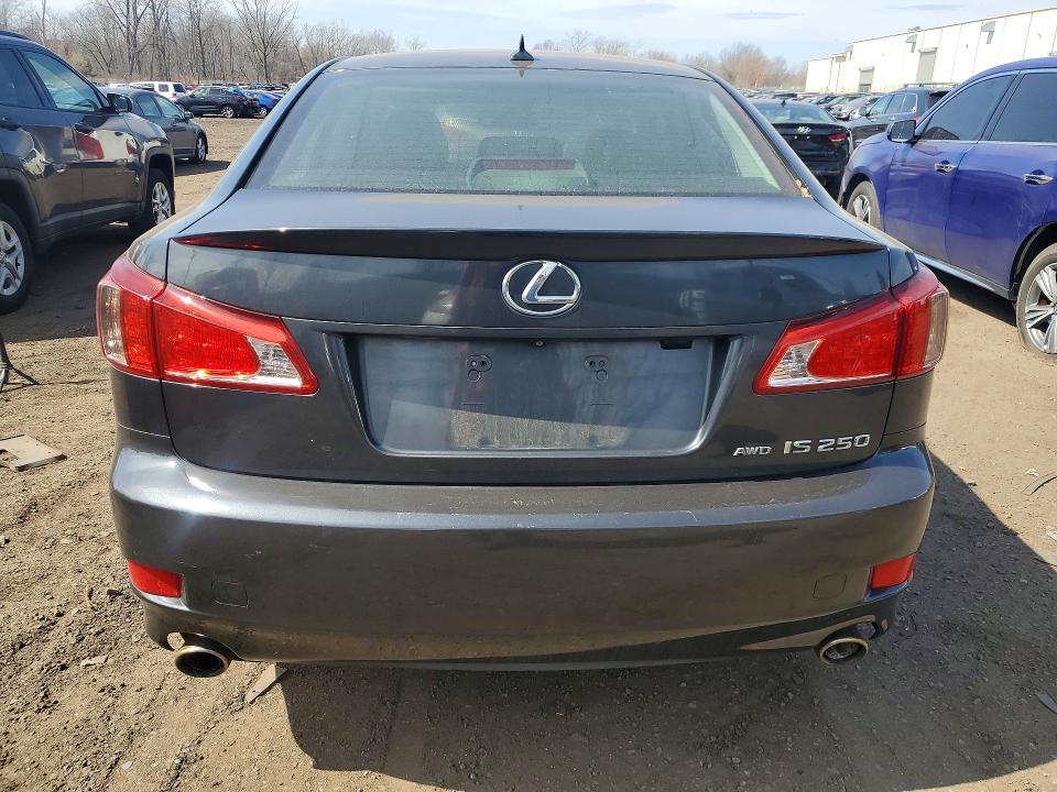 46652066 :رقم المزاد ، JTHCF5C28B5047352 vin ، 2011 Lexus Is 250 مزاد بيع