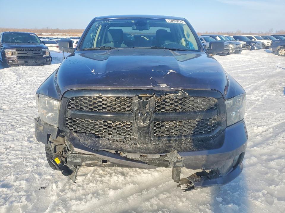 73999775 :رقم المزاد ، 1C6RR7FT5NS138675 vin ، 2022 Ram 1500 Classic مزاد بيع