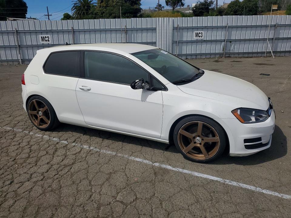 Продажа на аукционе авто 2015 Volkswagen Golf, vin: 3VW817AU8FM073713, номер лота: 47994596