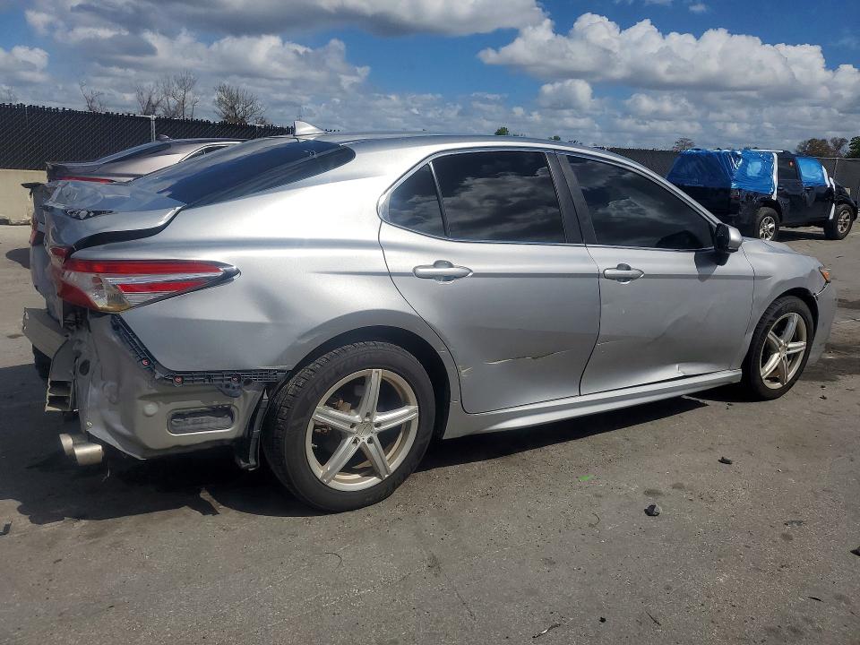 2020 Toyota Camry მანქანა იყიდება აუქციონზე, vin: 4T1G11AK6LU940796, აუქციონის ნომერი: 79750975