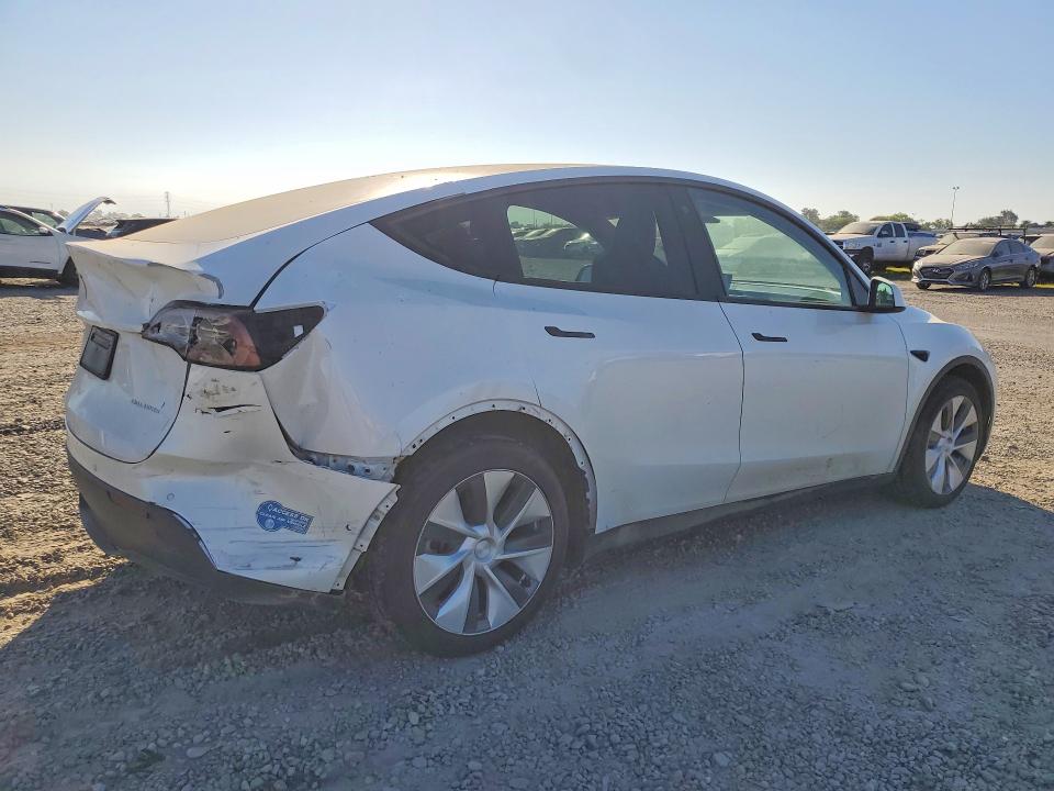 Продажа на аукционе авто 2021 Tesla Model Y, vin: 5YJYGDEE9MF231304, номер лота: 46344626
