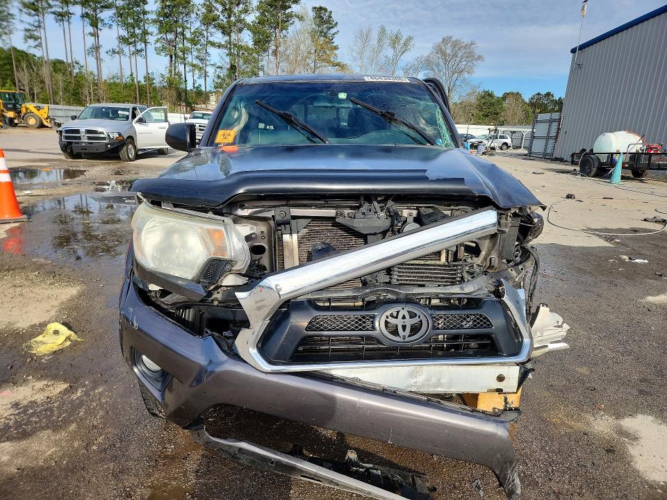 Продаж на аукціоні авто 2015 Toyota Tacoma, vin: 5TFJU4GN1FX090647, номер лоту: 46438386