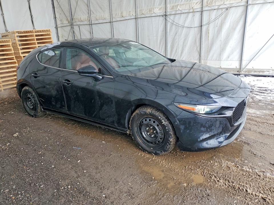 47397086 :رقم المزاد ، JM1BPBMY0M1341057 vin ، 2021 Mazda 3 مزاد بيع